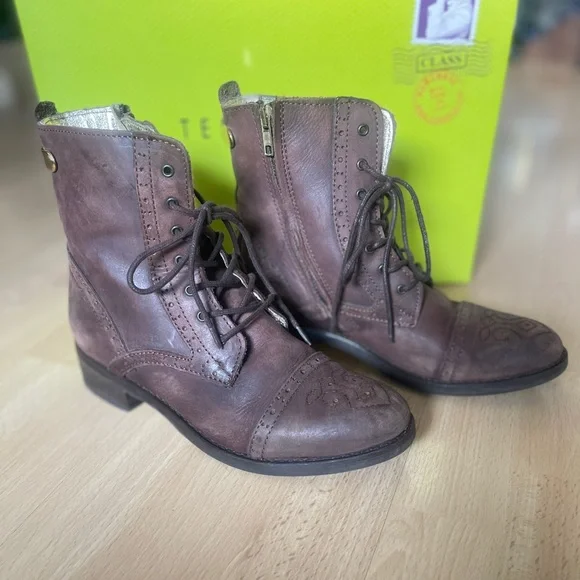 TED BAKER LONDON Combat Lace up Boots / Distressed Brown Leather / Size 7 - Picture 2 of 12